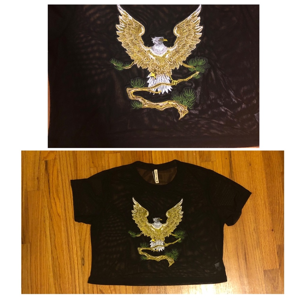 NWOT Emma & Sam Power Mesh Appliqué Crop Tee - Picture 5 of 8